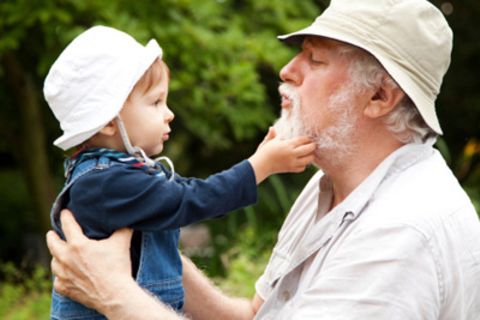 Großeltern: So helfen Oma und Opa der jungen Familie