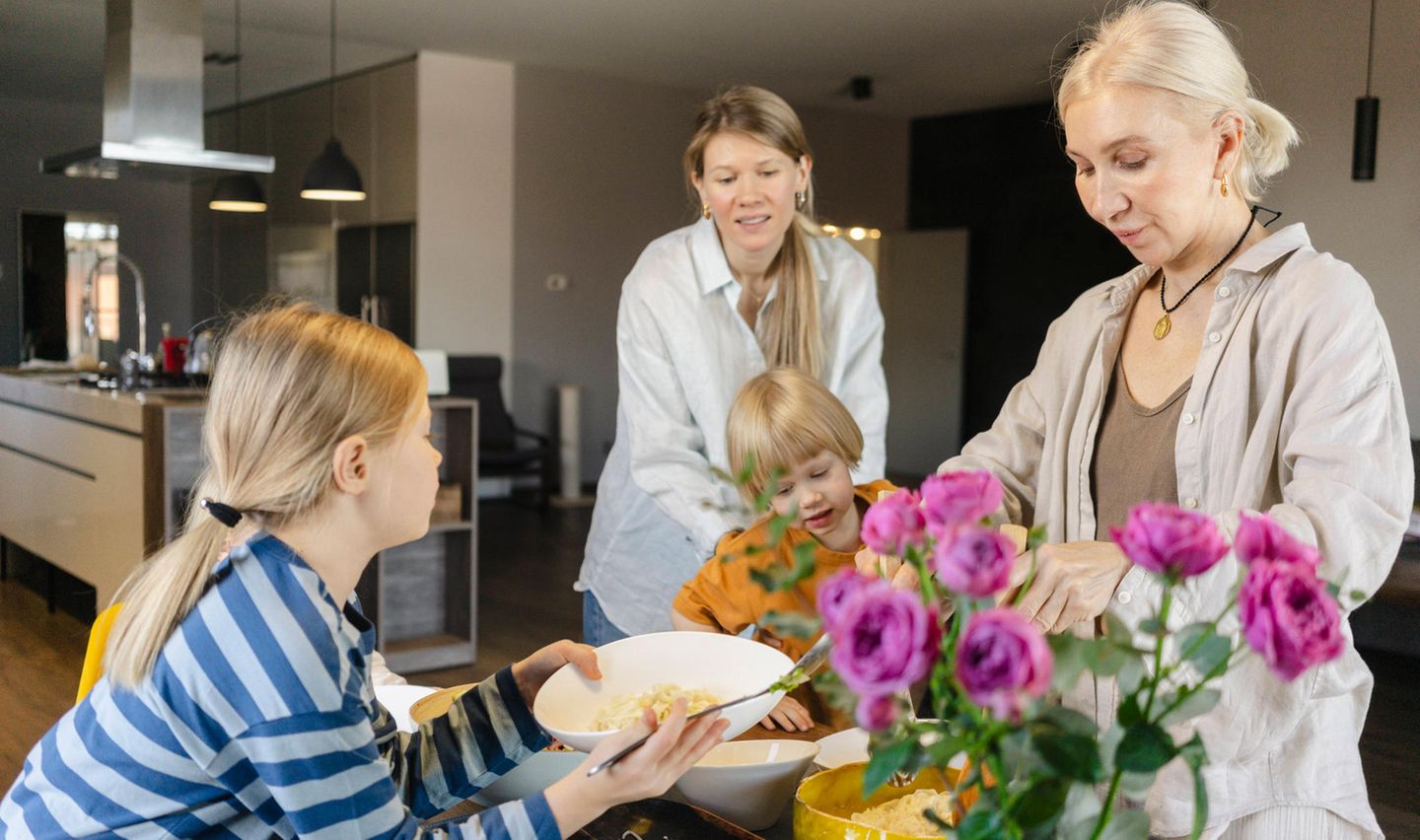 Großeltern So helfen Oma und Opa der jungen Familie Eltern.de