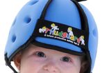 Machst Du Dir auch Sorgen, wenn sich Dein kleines Kind beim Laufen lernen das Köpfchen stößt? Mit diesem praktischen Sturzhelm kriegt es sicher nie wieder eine Beule.      Mehr Infos gibt es unter: www.amazon.de