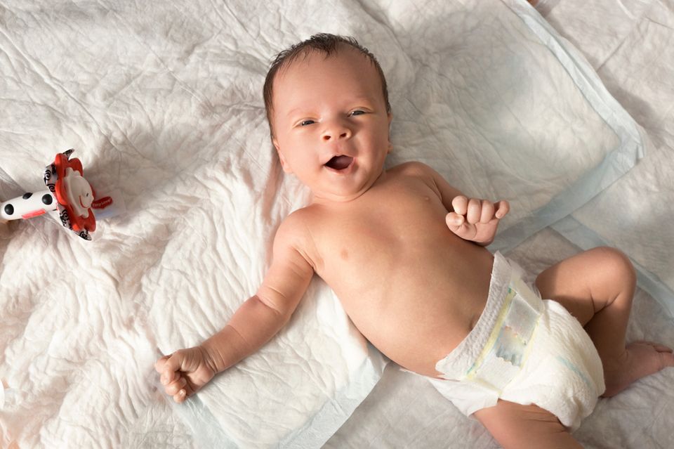 Sitemapcdatahttpwwdcellcare1comfabelhafte 6 Wochen Altes Baby Bildernull