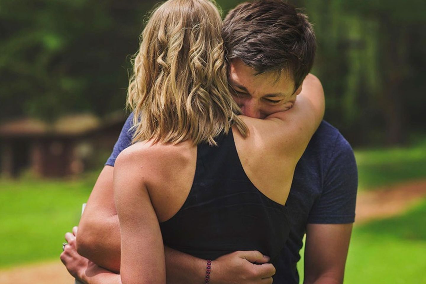 Fotografin Samantha hat genau in den richtigen Momenten abgedrückt und diese wunderbaren Szenen einfach perfekt festgehalten.   Man fühlt die Liebe allein schon beim Betrachten.