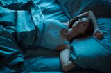"I'd really like a hotel room alone and an ambien." –Tamera      Und jetzt mal ganz ehrlich, wir sind hier ja unter uns: Wie oft habt Ihr Euch eigentlich schon gedanklich im nächstbesten Hotel eingecheckt, nur um einmal wirklich durchzuschlafen?   Einfach mal dem Mann/der Frau die nächtliche Fütter-, Wickel-, Beruhigungsarbeit überlassen, damit man selbst seine Akkus wieder ein bisschen aufladen kann?   Auch schon ziemlich oft?      Dann sollte dieser Wunsch vielleicht* auch auf Euren Wunschzetteln landen.   (*auf jeden Fall!)