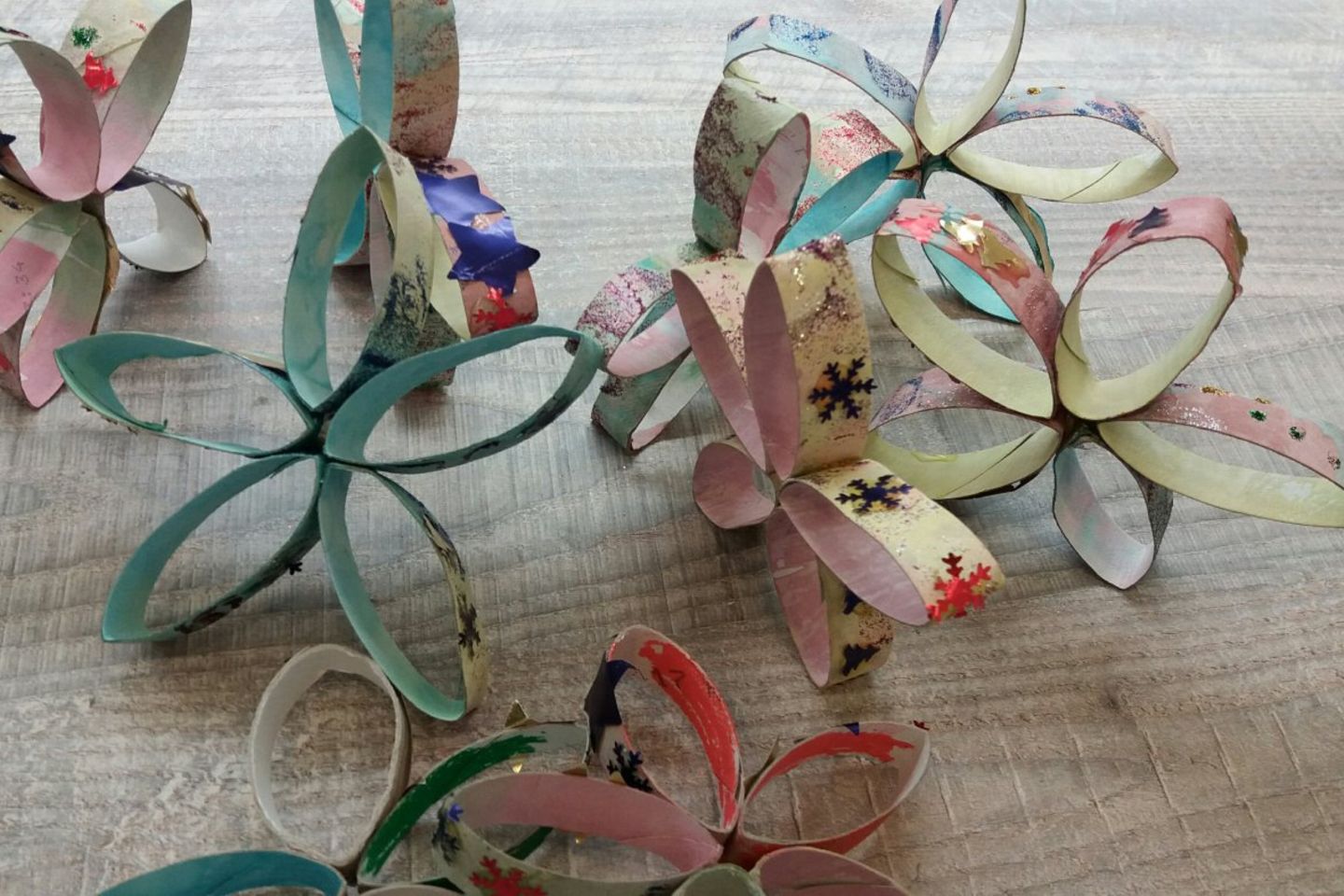 Mamablog Mama Michi: 3 tolle, kostenlose DIY-Deko Weihnachtsideen aus Müll