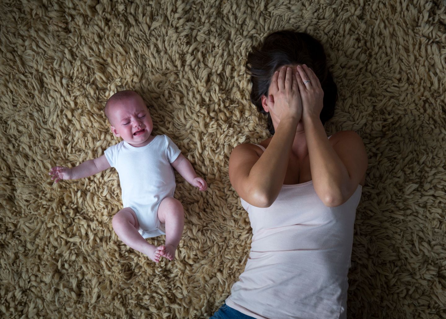 Fips & ich: Hilfe, Baby! Oder: Fiese Fakten zum Wochenbett Fips & ich: Hilfe, Baby! Oder: Fiese Fakten zum Wochenbett