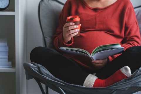 Risikoschwangerschaft: Was bedeutet dieser Vermerk im Mutterpass für mich?