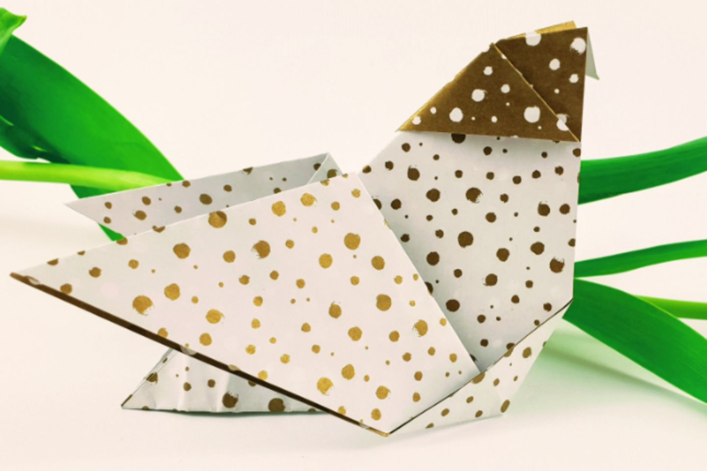 Milchtropfen: Origami Huhn basteln