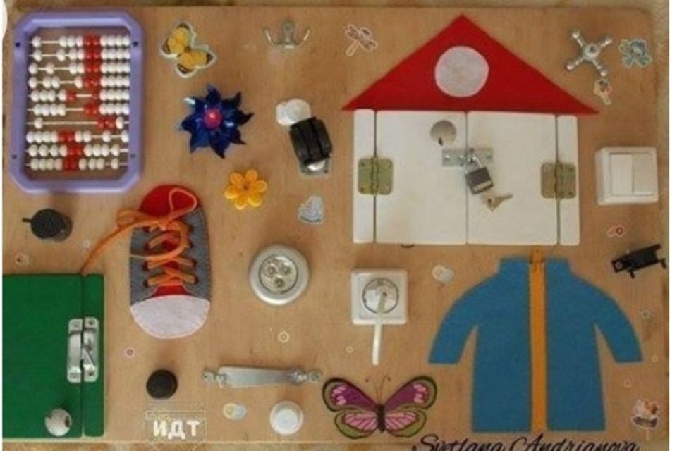 Lernwand-DIY-Ideen: Spielzeug für kleine Entdecker