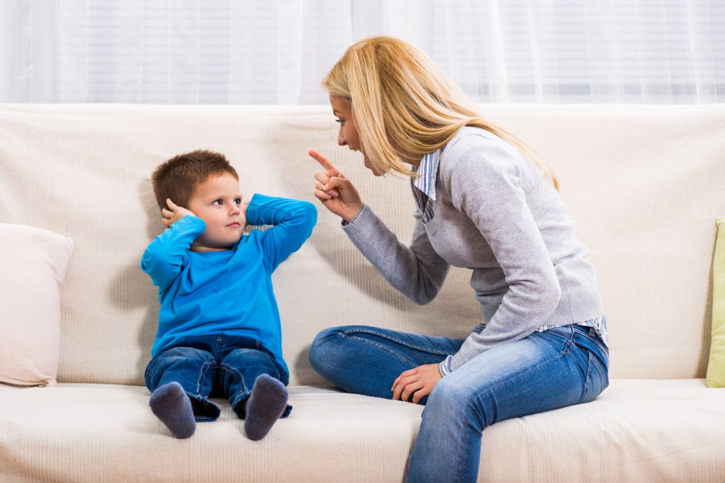 Familymag – Das Familienmagazin mit Herz: Soll ich mein Kind bestrafen?