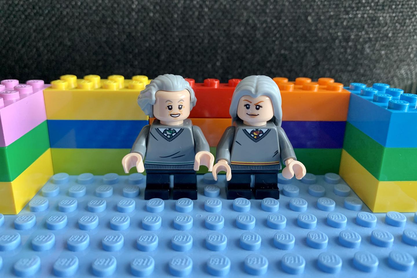 Oma und Opa aus LEGO