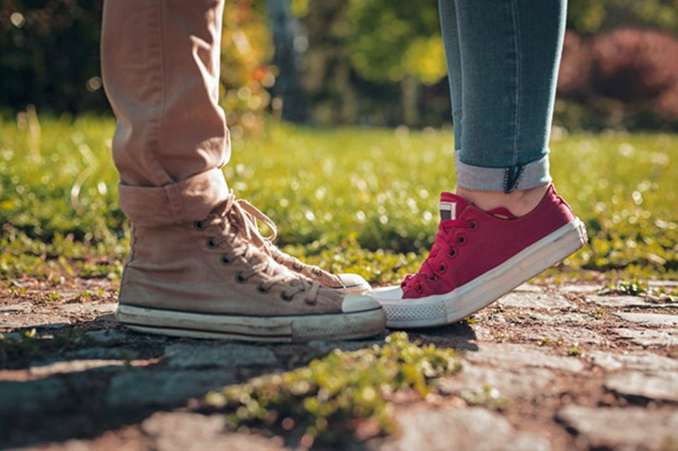 HPV Couple Kiss Füße Zehenspitzen HPV Couple Kiss Füße Zehenspitzen