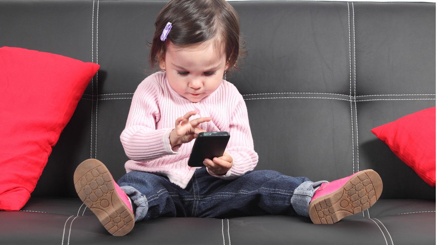 Eltern twittern, was ihre Kinder wohl mit der Welt teilen würden | Eltern.de