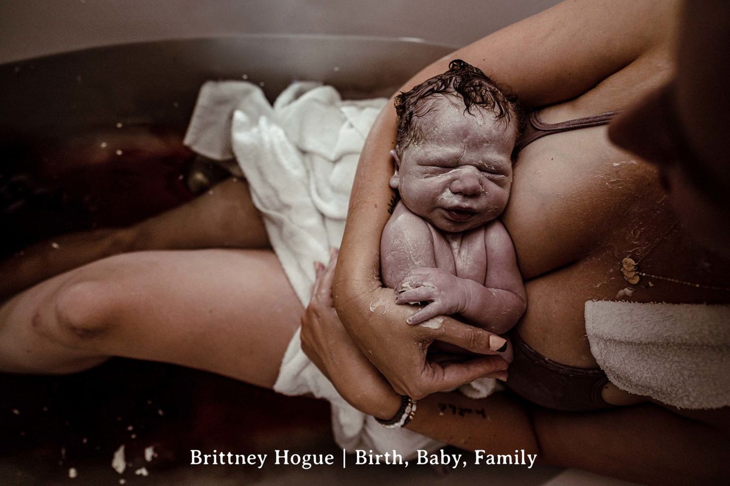 Geburtsfotografie 2022: Brittney Hogue "Bloom"