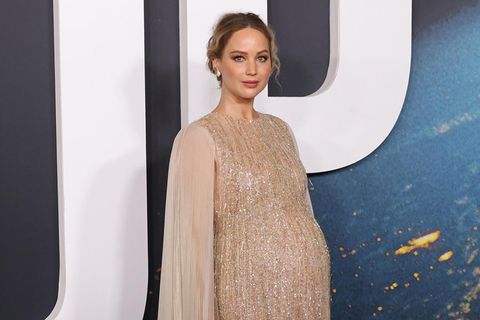 Schwangere Stars: Jennifer Lawrence posiert für die Fotografen.