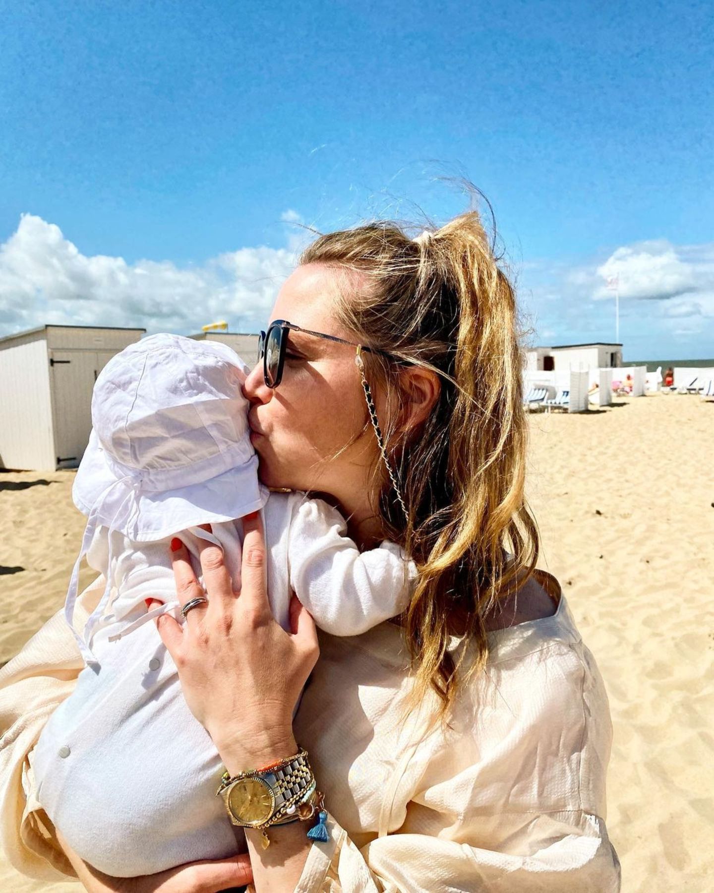Star-Kinder: Caroline Frier mit Baby