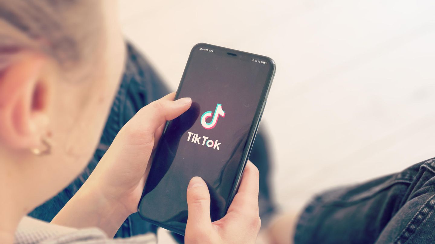 Warum dieser Tik Tok Trend Kinder bereits das Leben kostete | Eltern.de