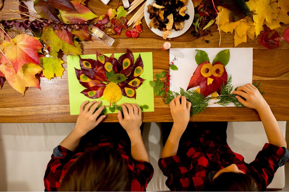 Herbstbasteln mit Kindern: Bilder aus Blättern