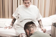 "Meine Traumgeburt? Ein Wunschkaiserschnitt!": Vanessa und ihr Mann vor dem Kaiserschnitt