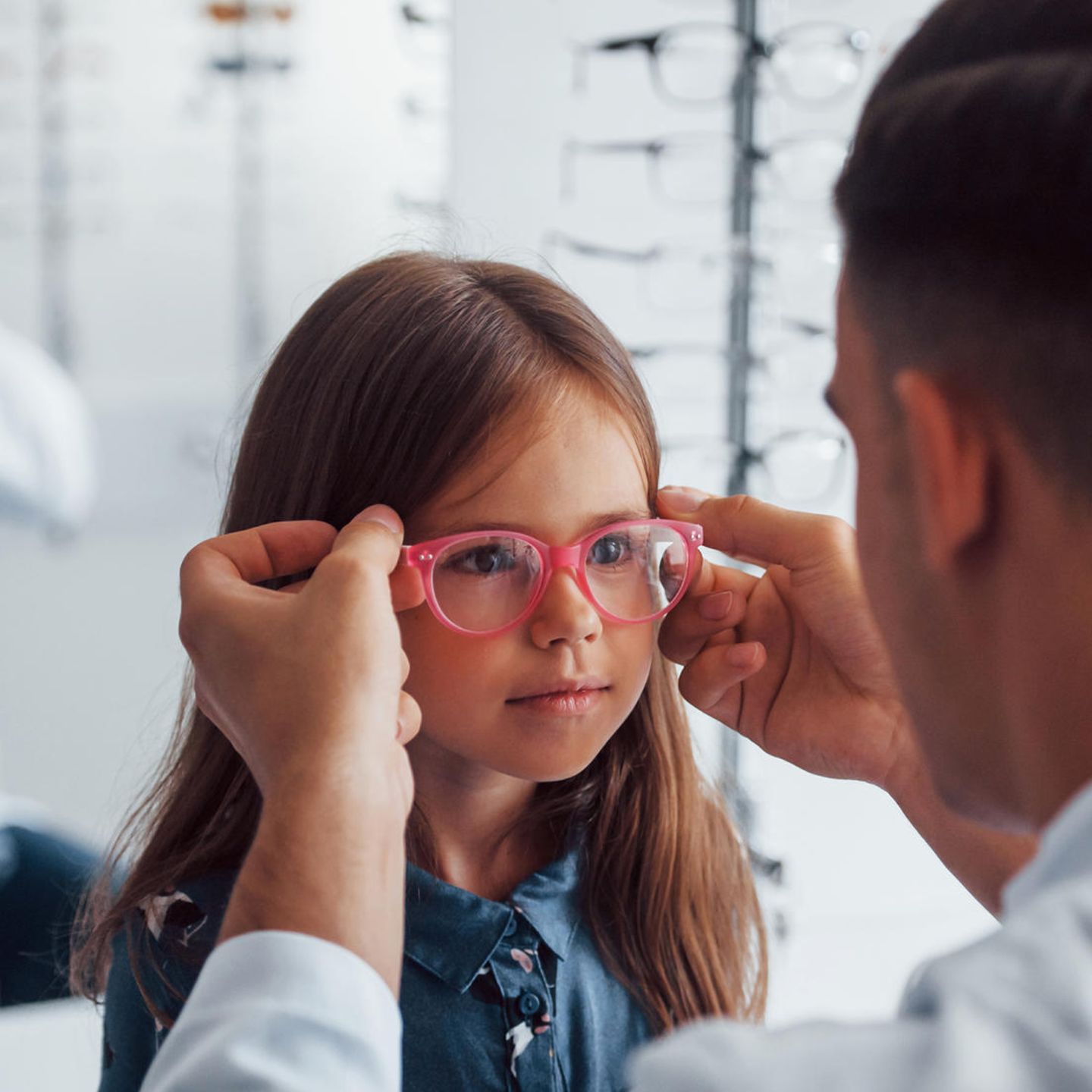 Poging Knuppel Gelukkig is dat Kinderbrillen: Tipps zum Kauf | Eltern.de