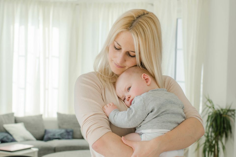 Schlafen statt weinen: Mit der 5-zu-8-Regel sollen Babys nicht nur ein-, sondern weiterschlafen