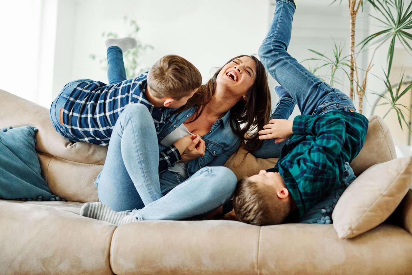 Erziehung: Mutter mit Kindern