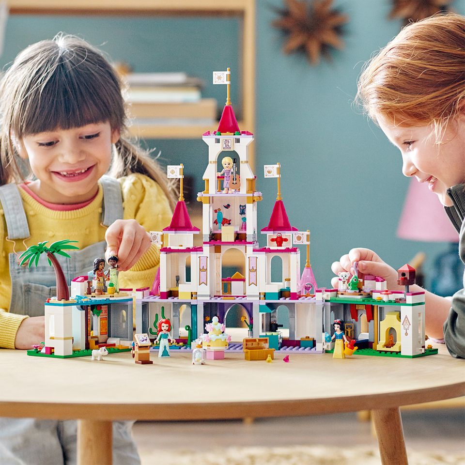 Gewinnspiel: Disney Prinzessin: LEGO® Abenteuerschloss gewinnen