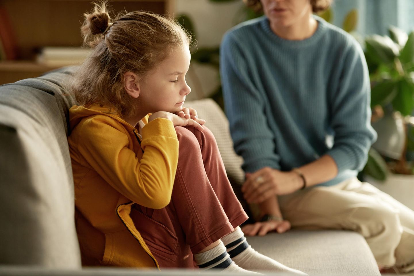 Mit Kindern über Probleme sprechen Begegnung auf Augenhöhe Eltern.de