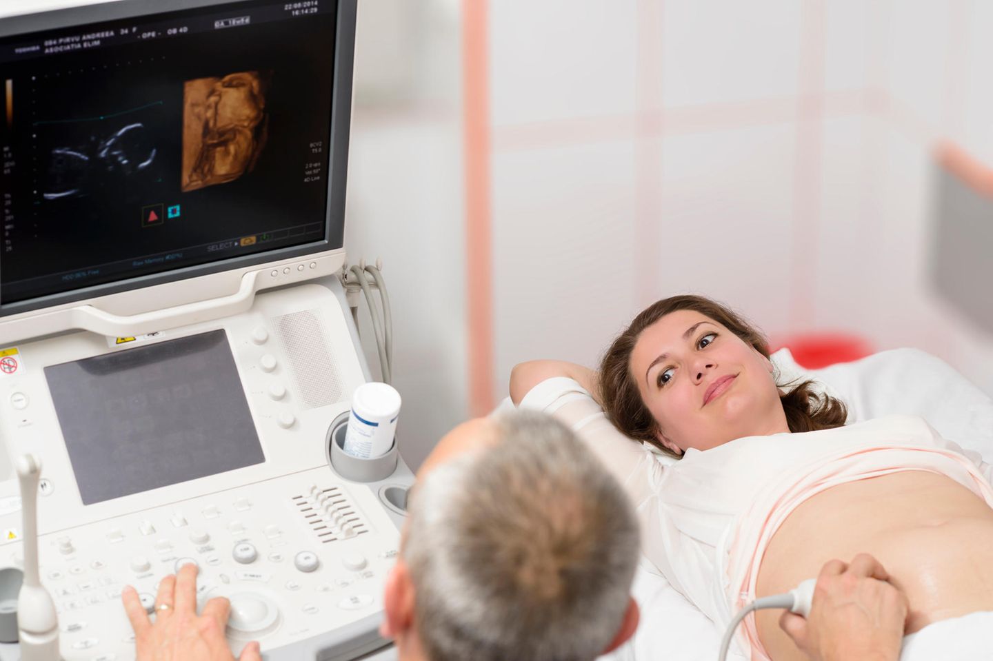 3D-Ultraschall: Untersuchung einer Schwangeren