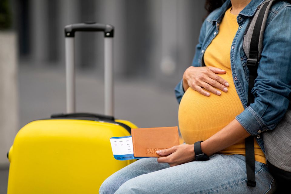 Frühchen in Steißlage: Baby kämpft sich in 10.000 Metern Höhe auf die Welt