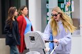 Promi-Eltern: Sophie Turner mit Kinderwagen