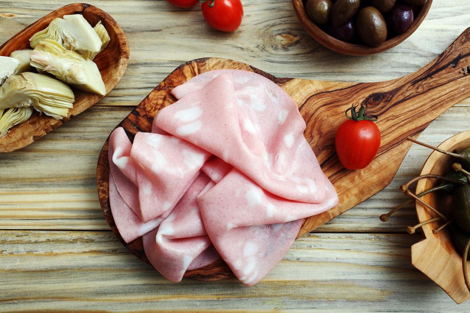 Mortadella in der Schwangerschaft Erlaubt? Eltern.de