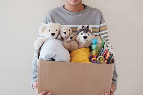 Mama steht Kopf: So viel (Kinder-) Leben in Kisten